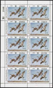 Sale 1258, Lot 3210, State Hunting Permit Stamps, North Dakota, $9.00 1982 Canada Geese Hunting Permits (ND 32) Sale 1258, Lot 3210, State Hunting Permit Stamps